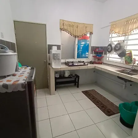 Nurul Aisyah Homestay Tanah Rata Exterior photo